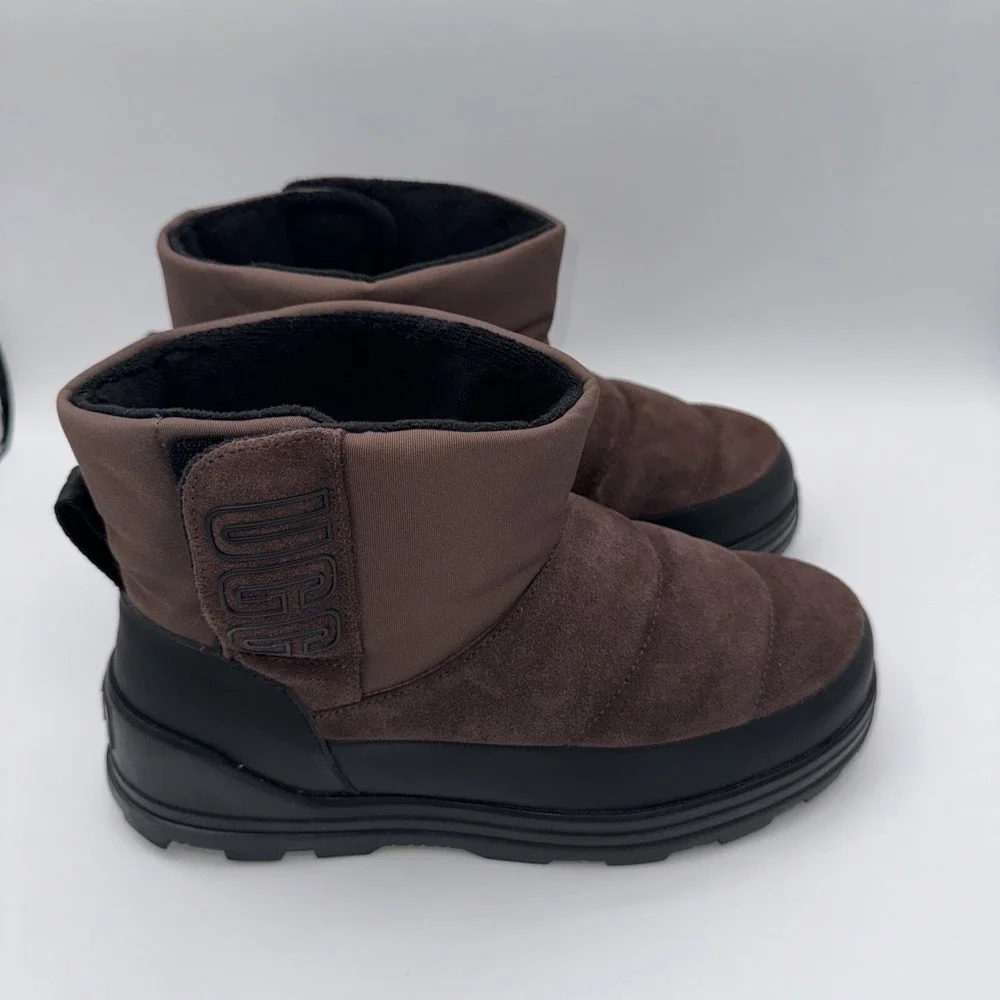 Ugg‎ Classic Klamath Mini Boots Women's Size 8 Cedar Brown Waterproof Bootie
